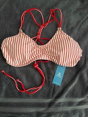 Cupshe Red and White Striped Swim Top with Twist Back